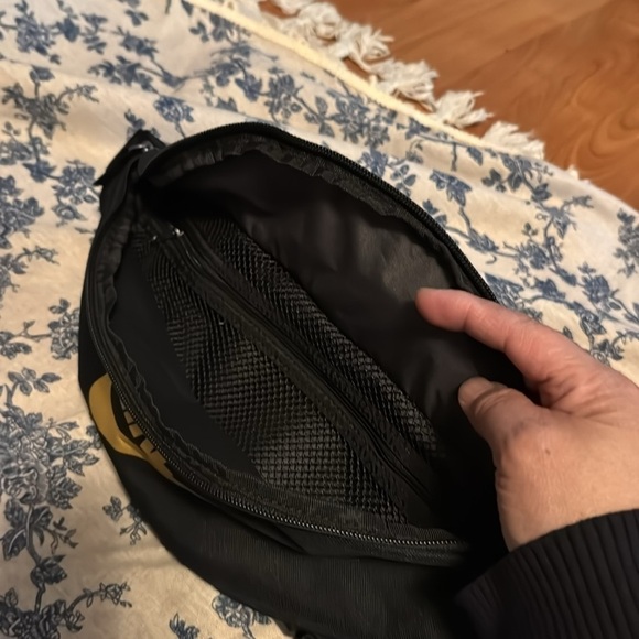 Nike Black and Gold Waist Bag - Picture 3 of 6